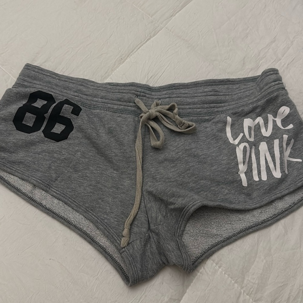 Pink sleep, shorts, gray size small